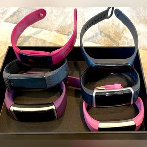 Assorted pedometers Untested.